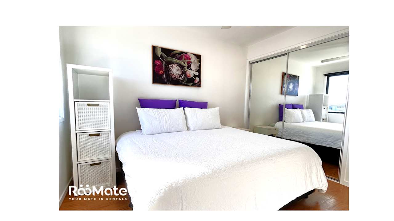 Furnished room in a share house