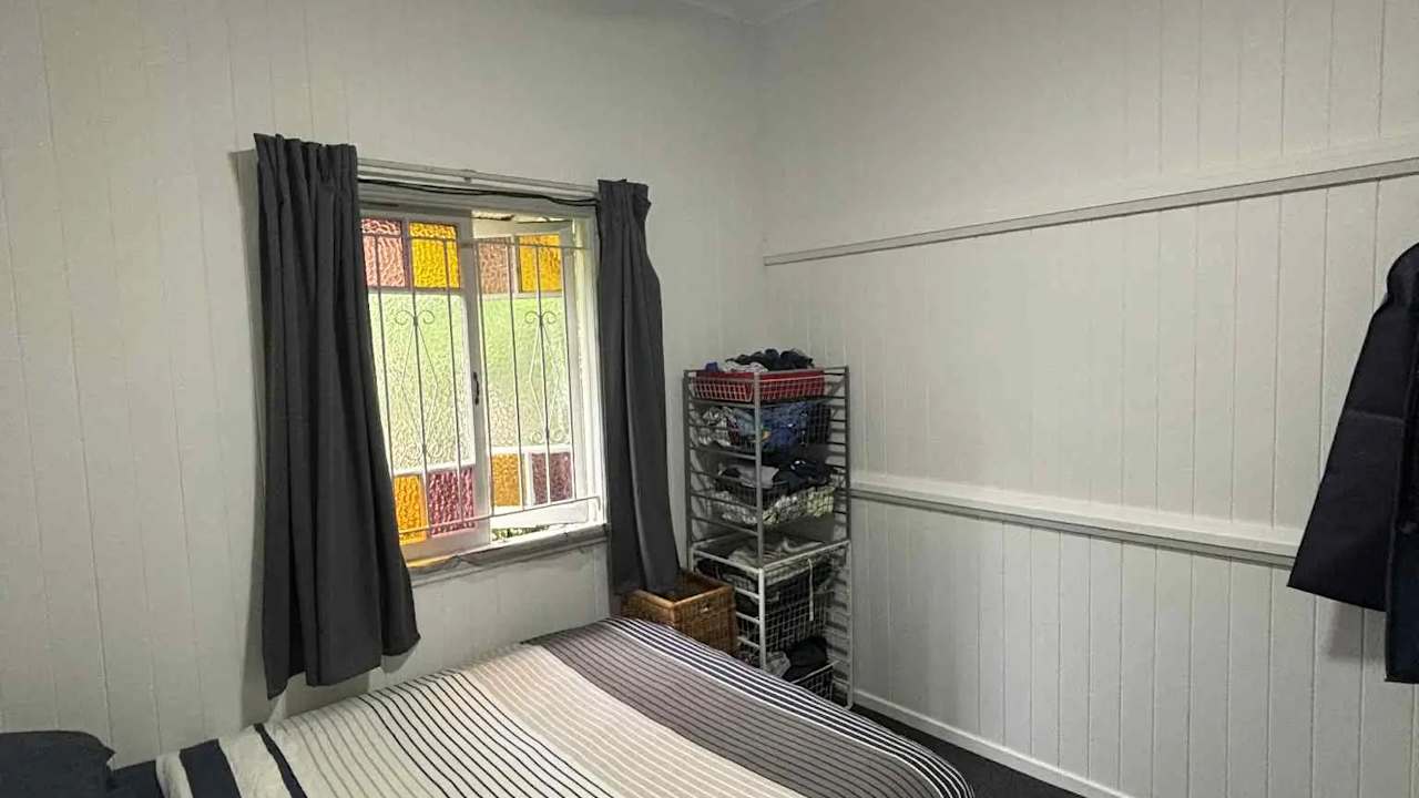Unfurnished room in a share house