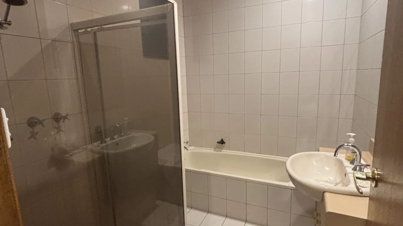 Unfurnished room in a share house