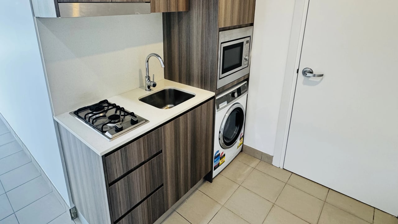 Room studio flat for rent