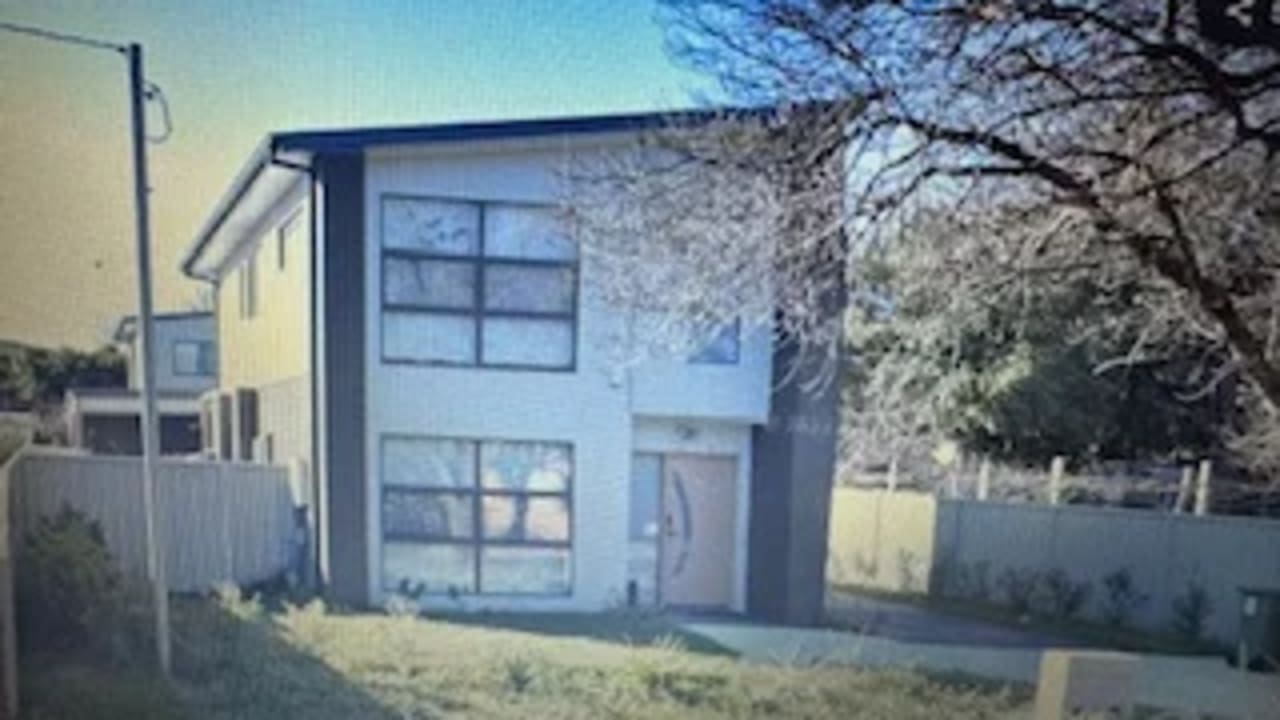 Whole property with 3 rooms for rent