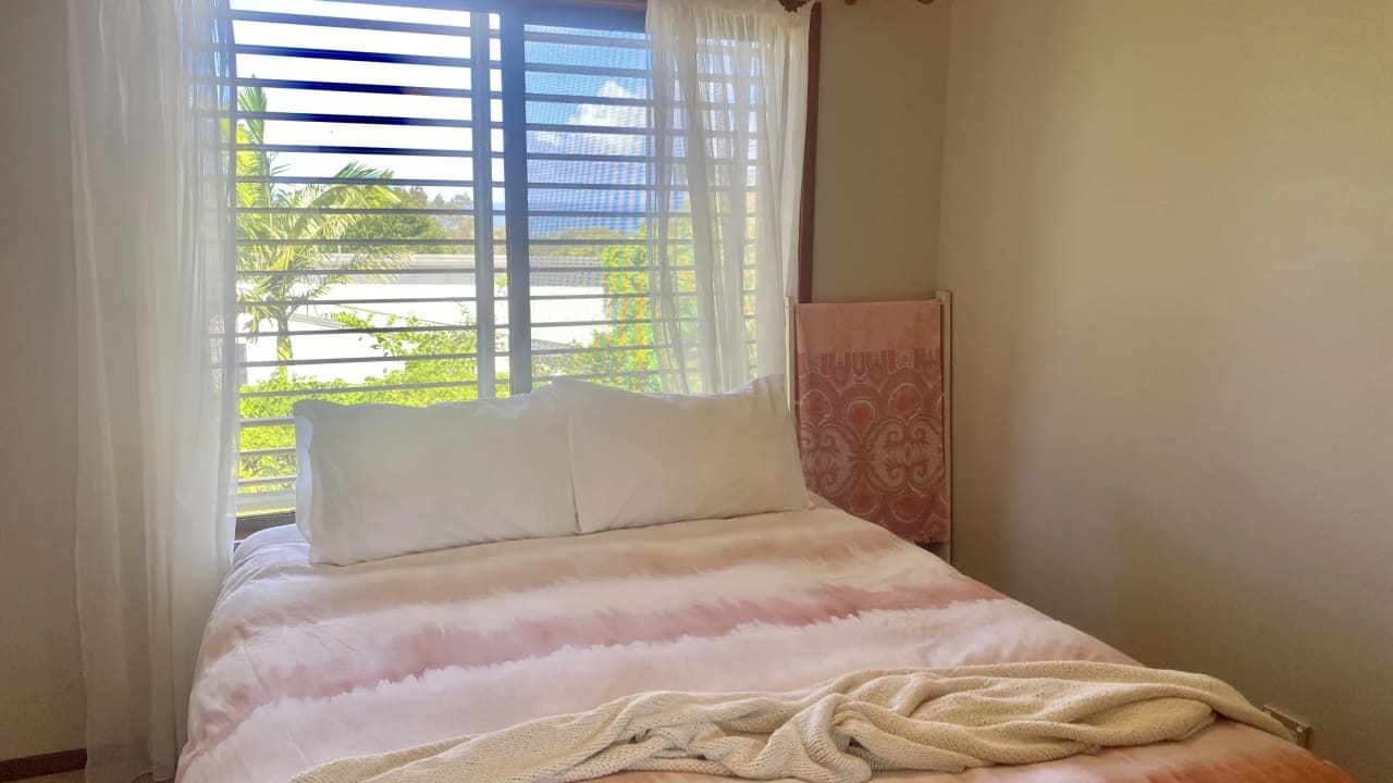 Room in a share house