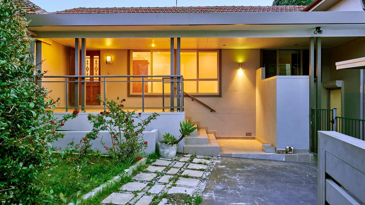 Unfurnished room with ensuite in a share house