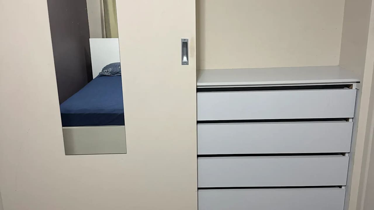 Furnished room in a share house