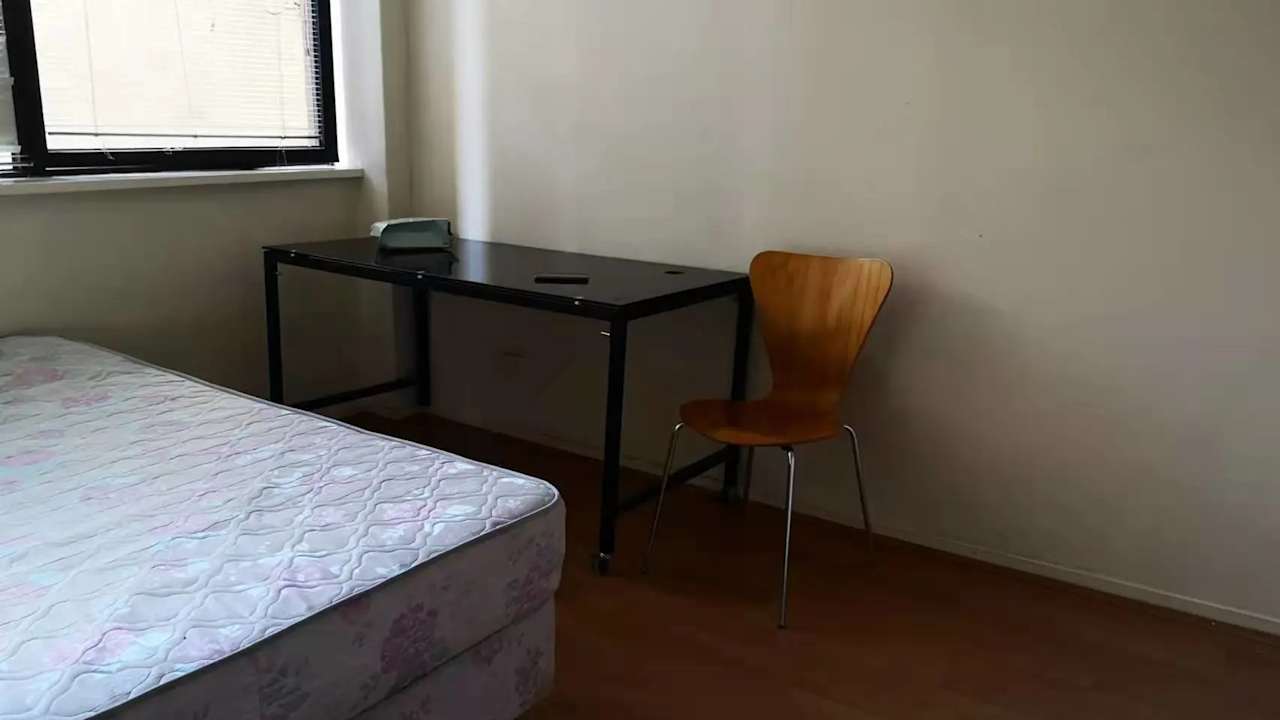Whole property with 3 rooms for rent