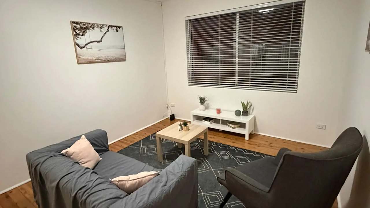 Whole property with 2 rooms for rent