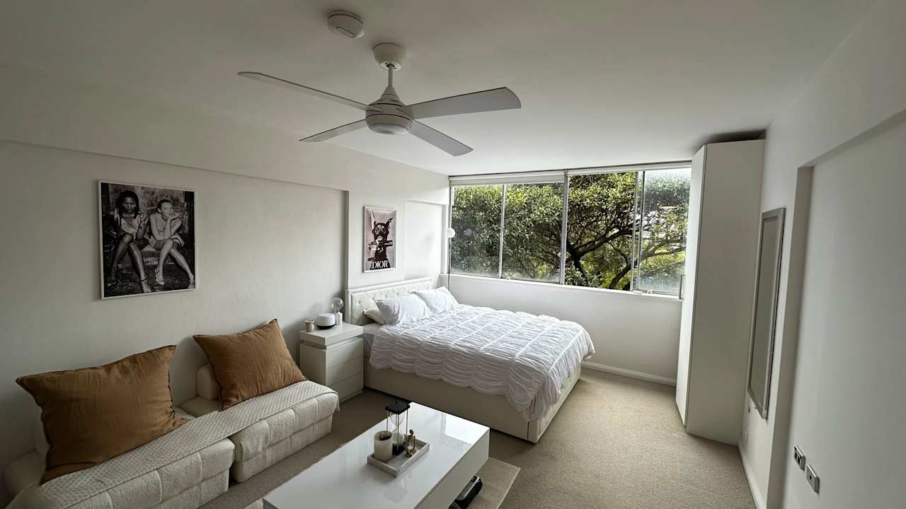 Furnished room studio flat for rent