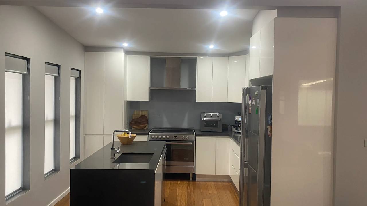 Whole property with 3 rooms for rent