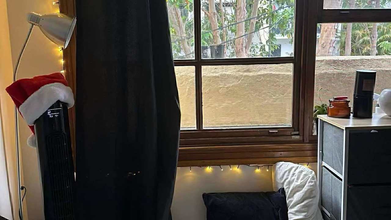 Furnished room with ensuite in a share house