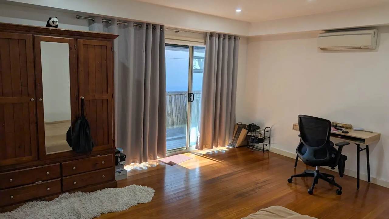 Furnished room with own bathroom