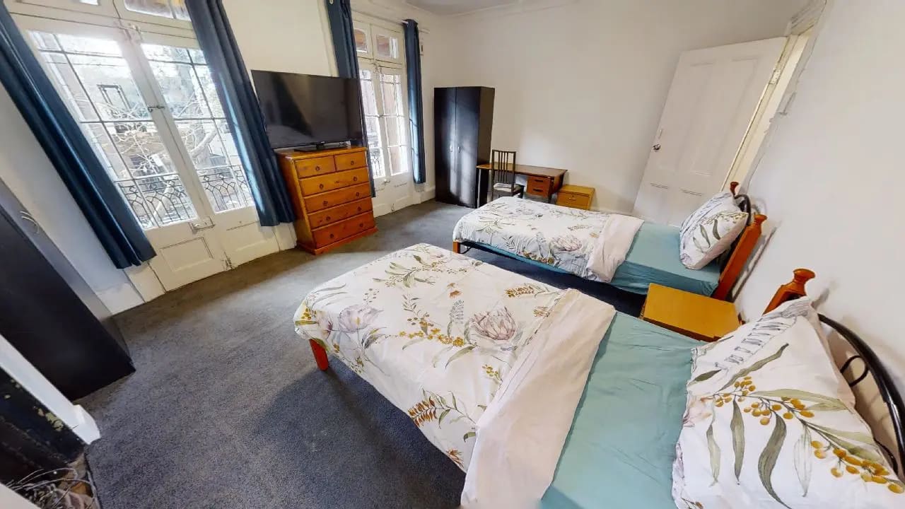 Furnished room in a share house