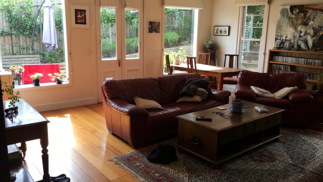 Furnished room in a share house