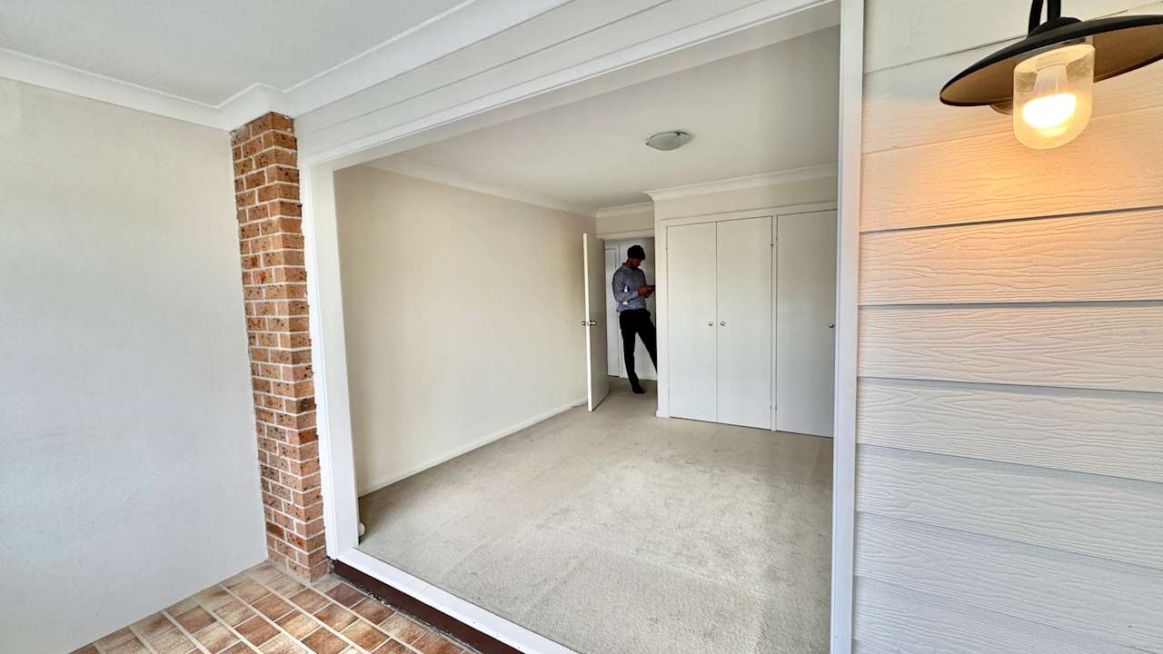 Room in a share house
