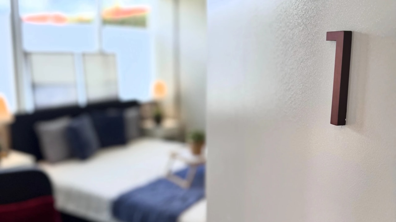 Furnished room in a share house