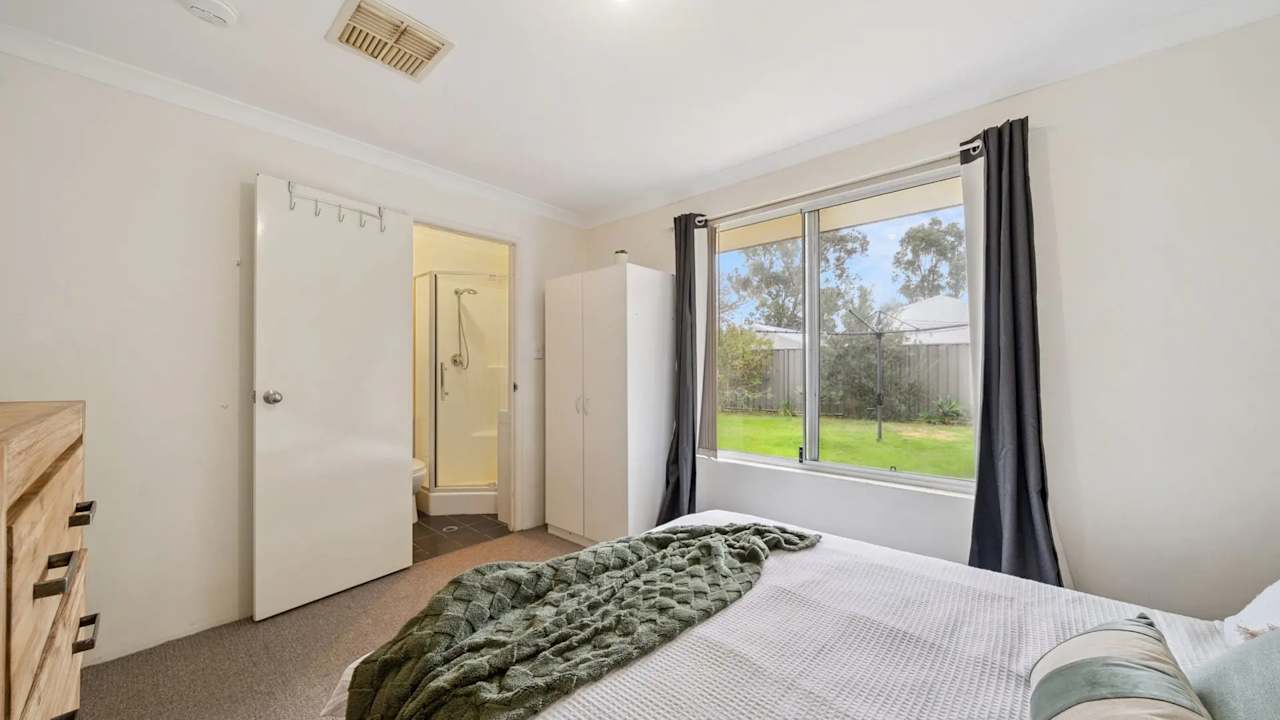 Furnished room with ensuite in a share house