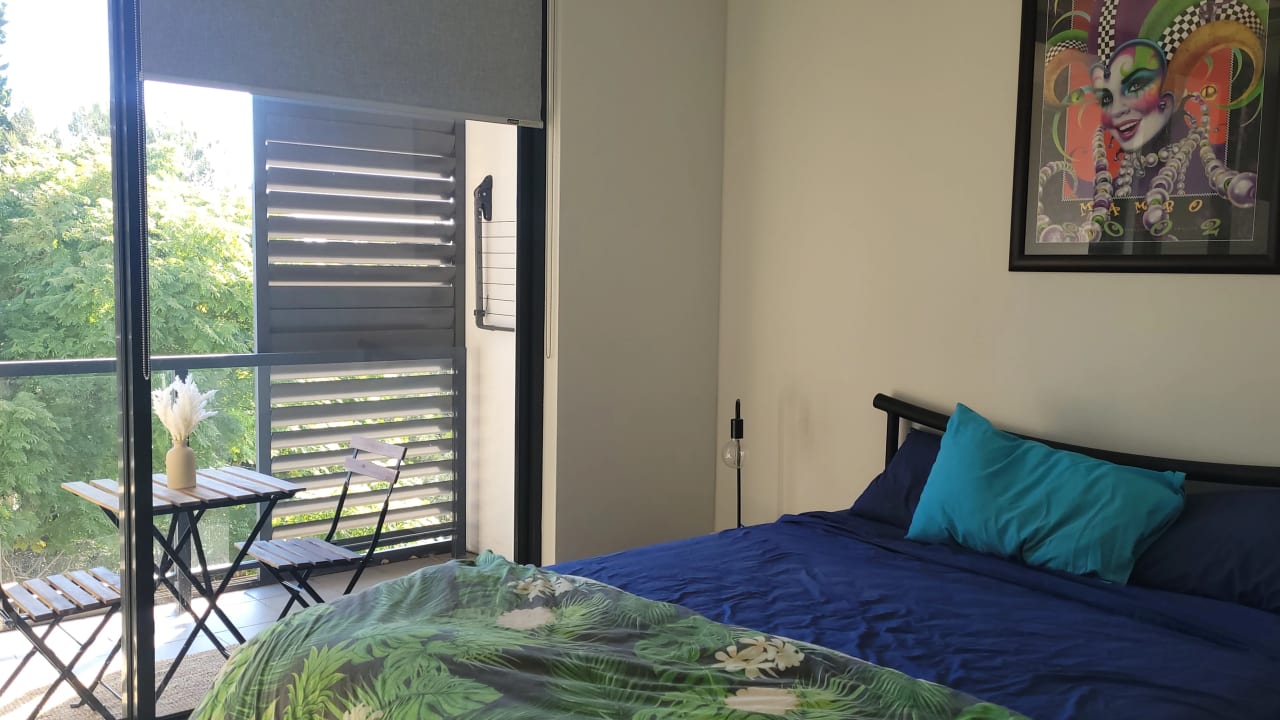 Furnished room with own bathroom