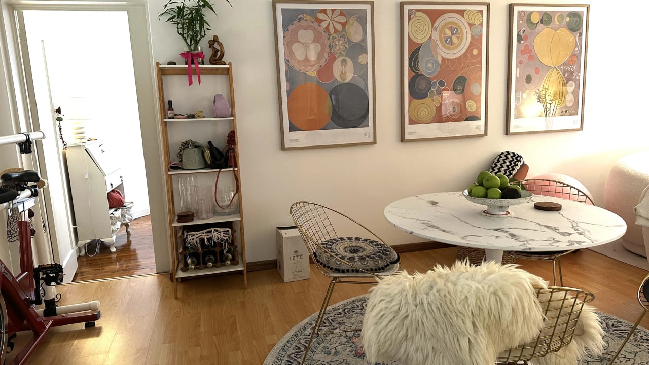 Furnished room in a share house