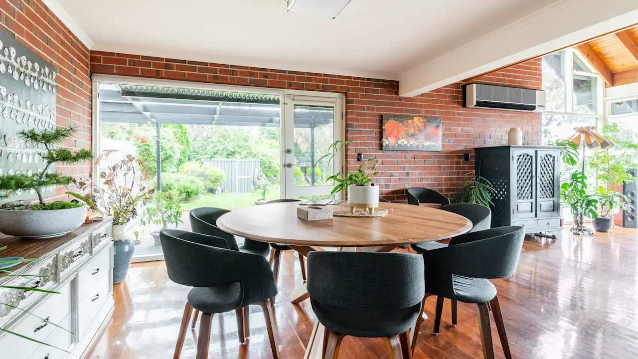 Furnished room with ensuite in a share house