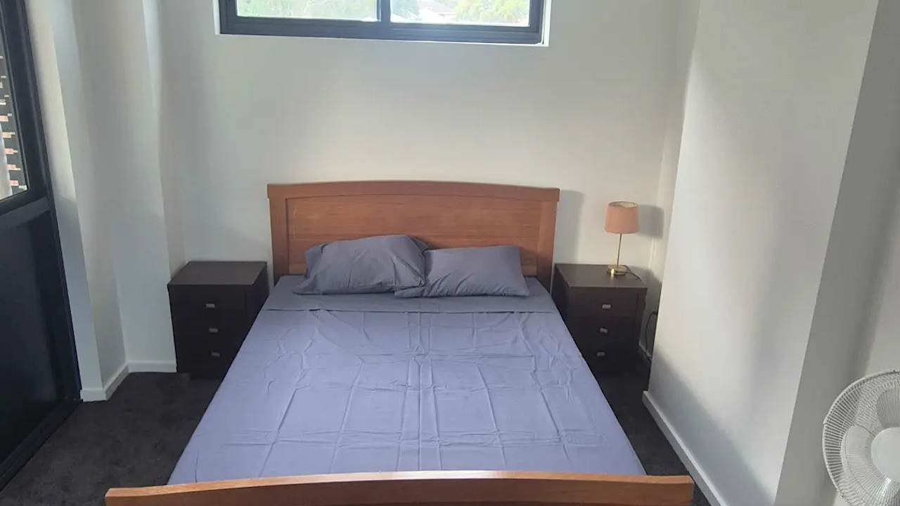 Furnished room in a flatshare