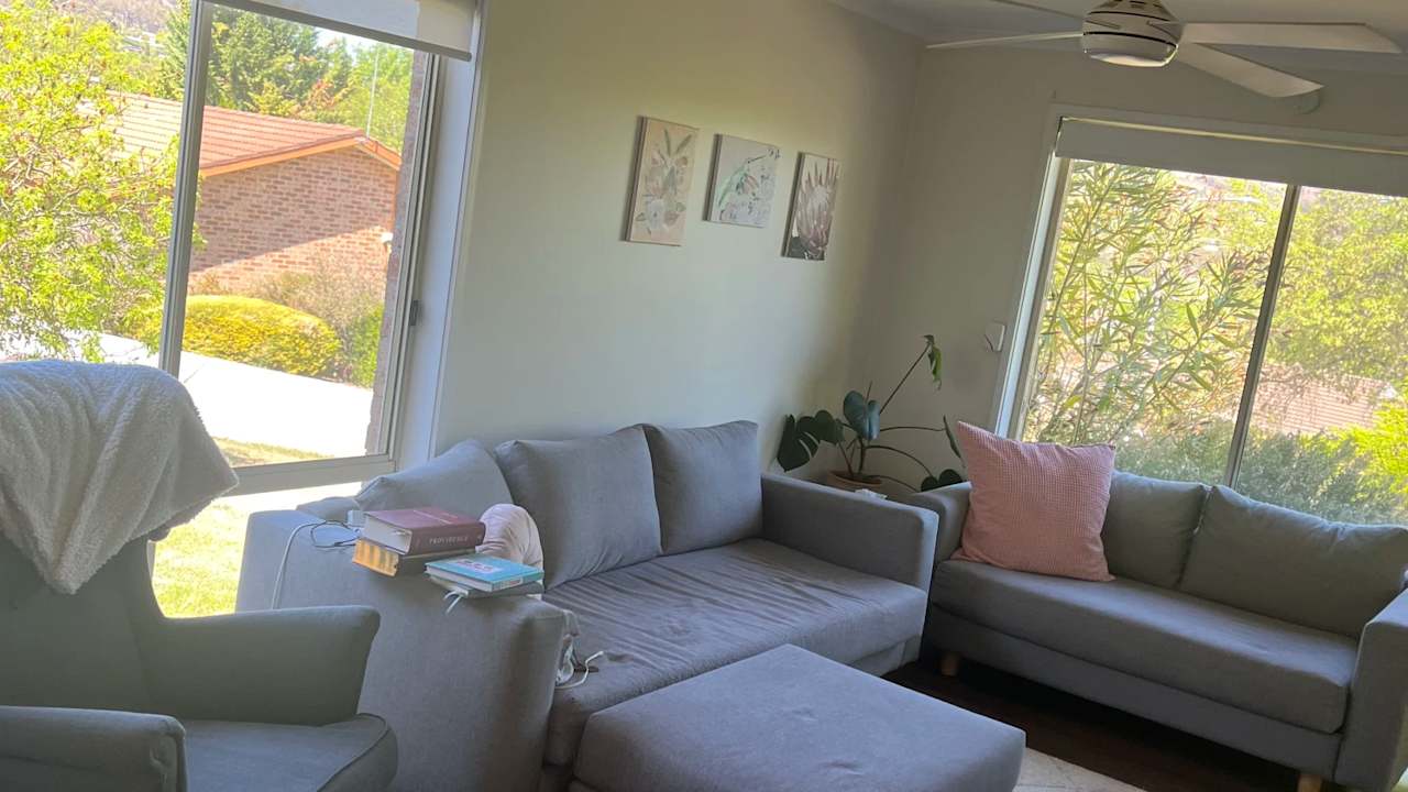 Room in a share house