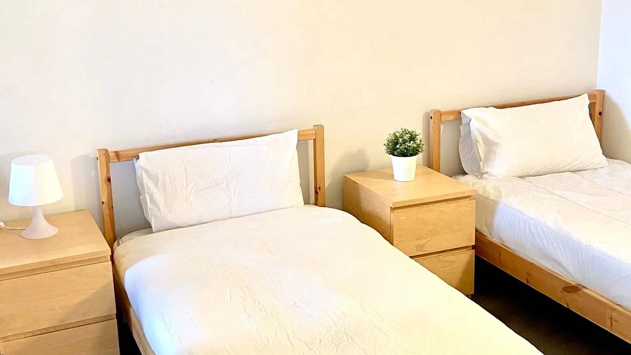Furnished room in a share house