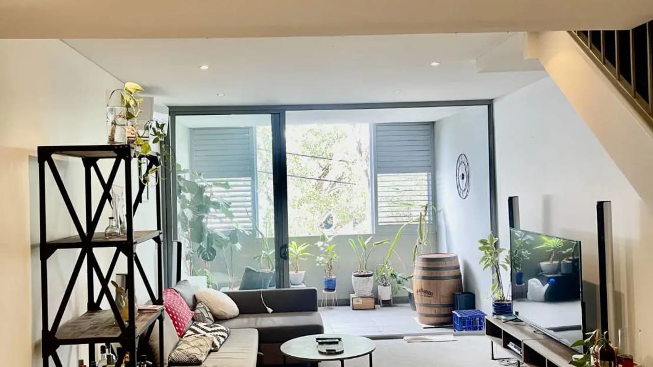 Furnished room with own bathroom