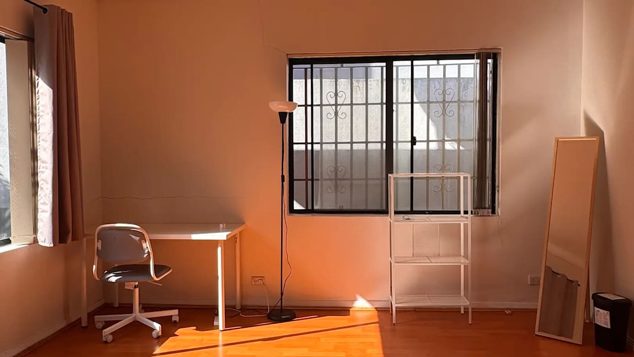 Furnished room in a share house