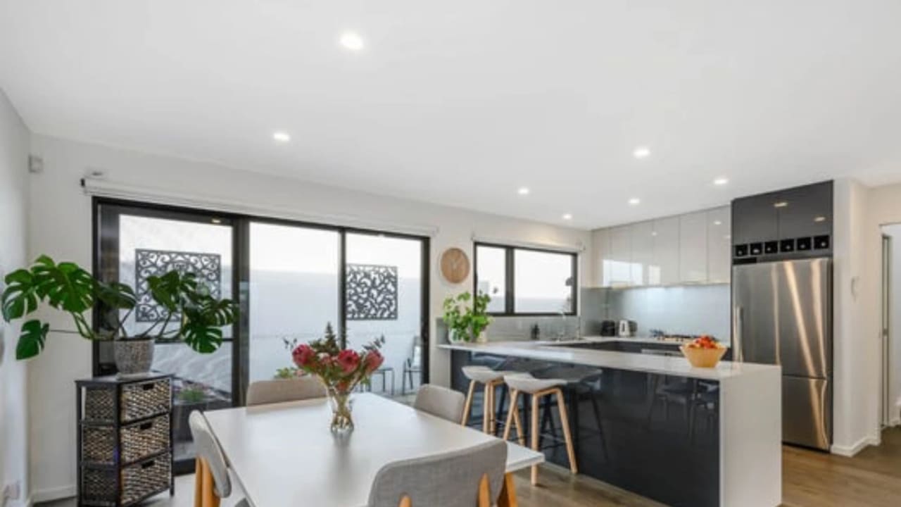 Room with ensuite in a share house