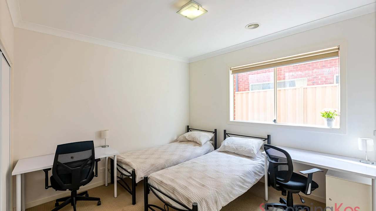 Furnished room with ensuite in a share house