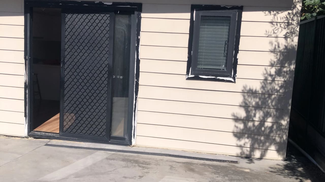 Whole property with 2 rooms for rent