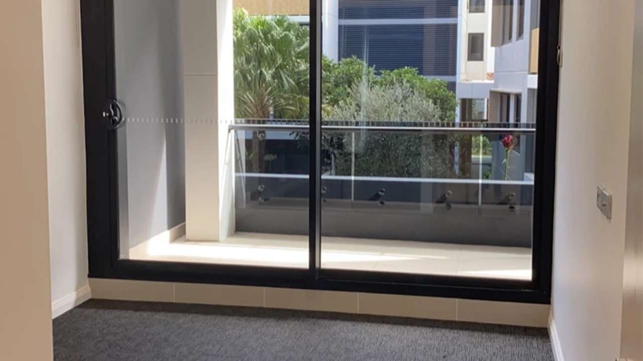 Whole property with 2 rooms for rent