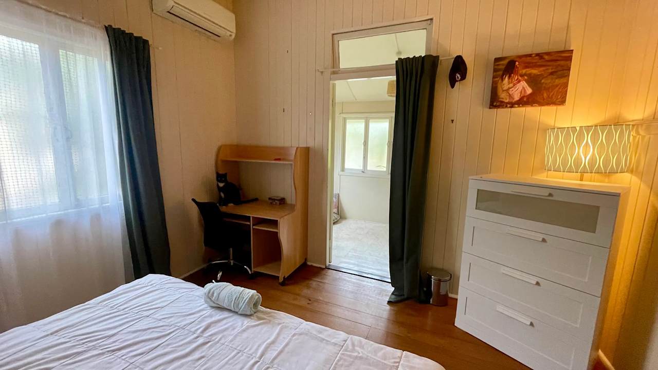 Unfurnished room in a share house