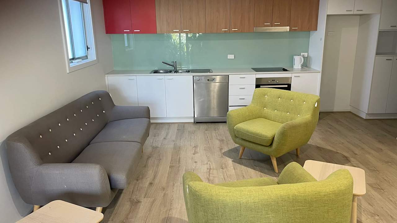 Whole property with 2 rooms for rent