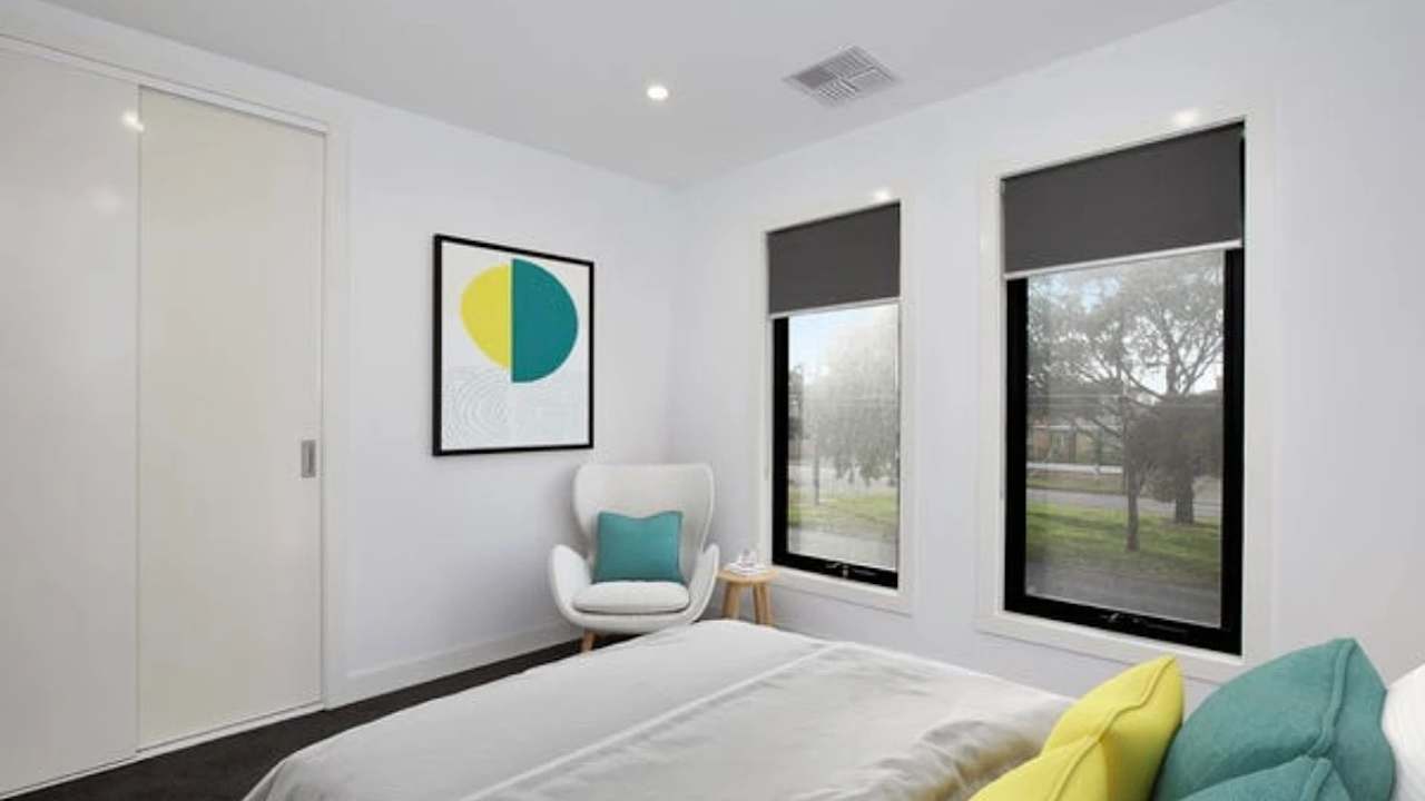 Room in a share house