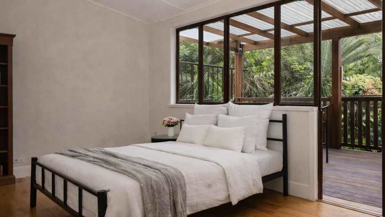 Furnished room in a share house