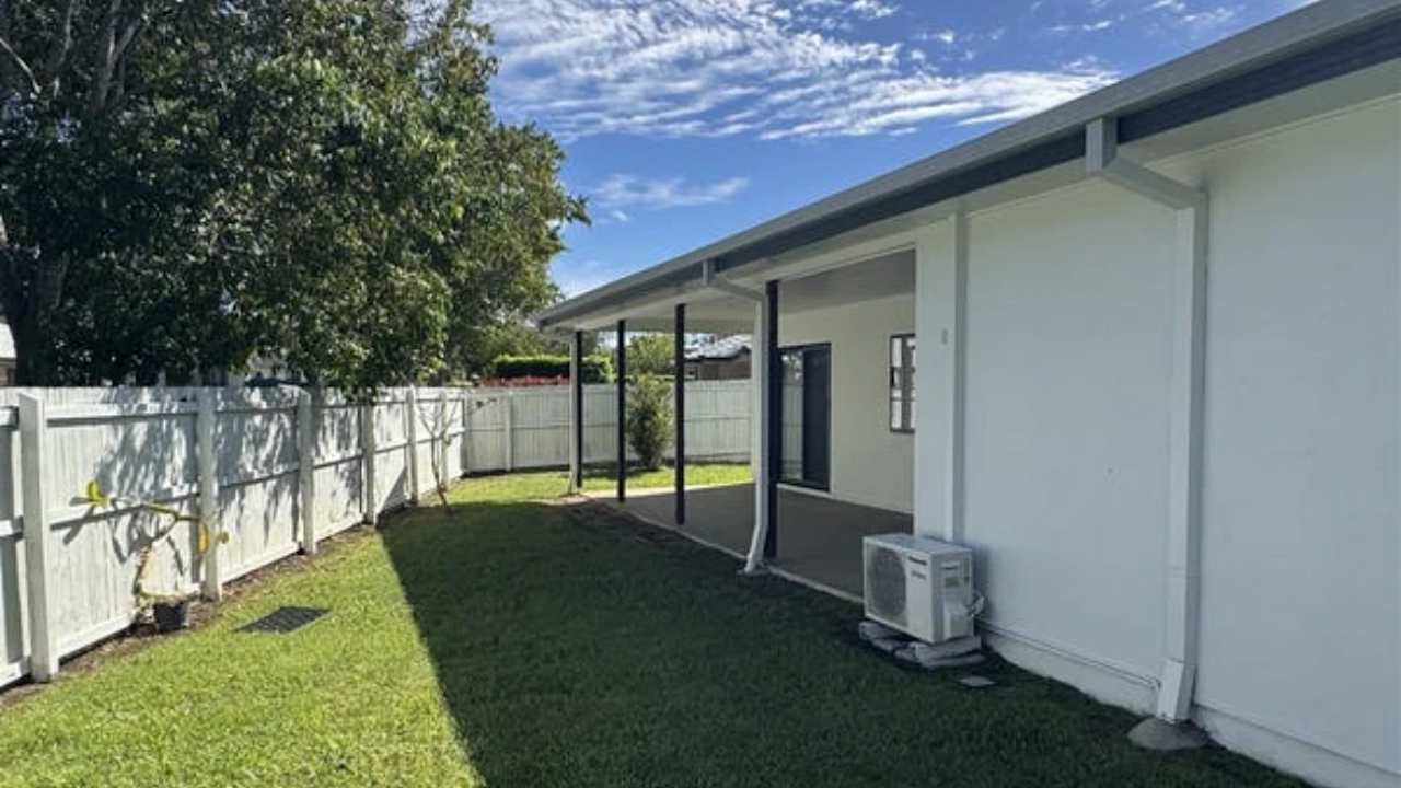 Unfurnished room in a share house