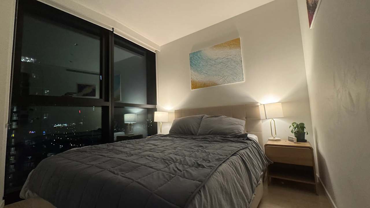 Furnished room with ensuite in a flatshare