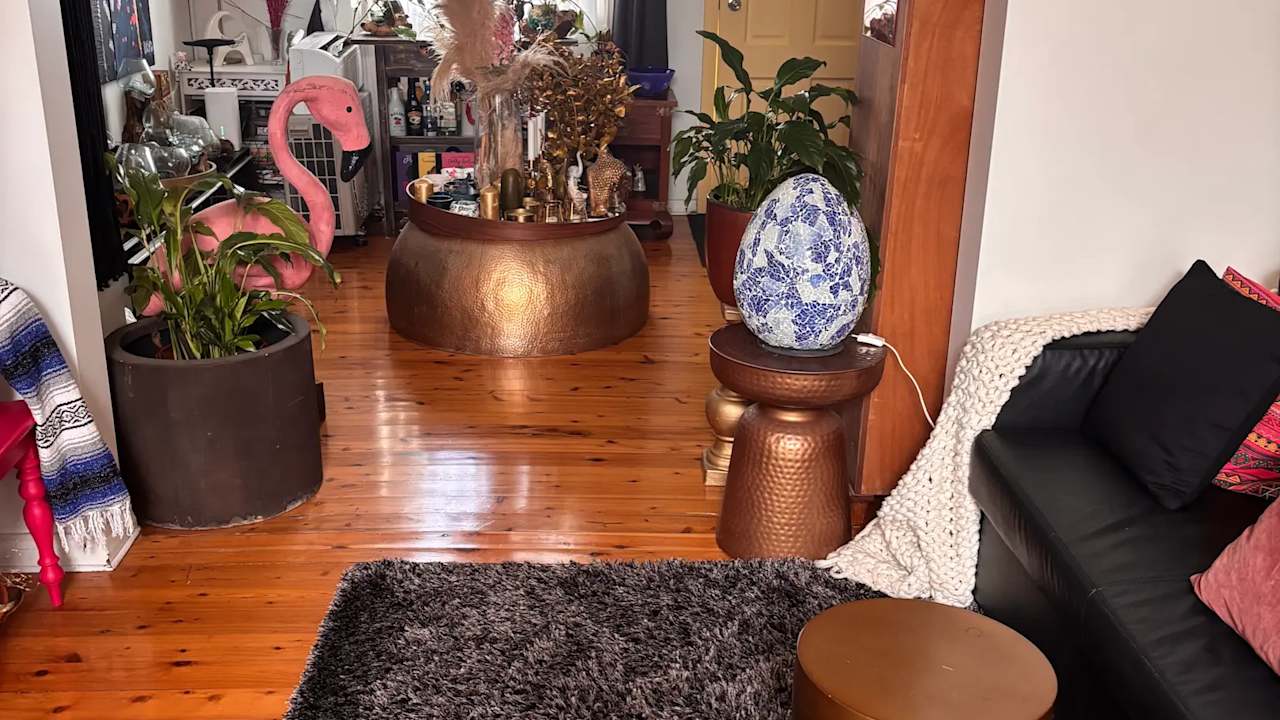 Furnished room in a share house