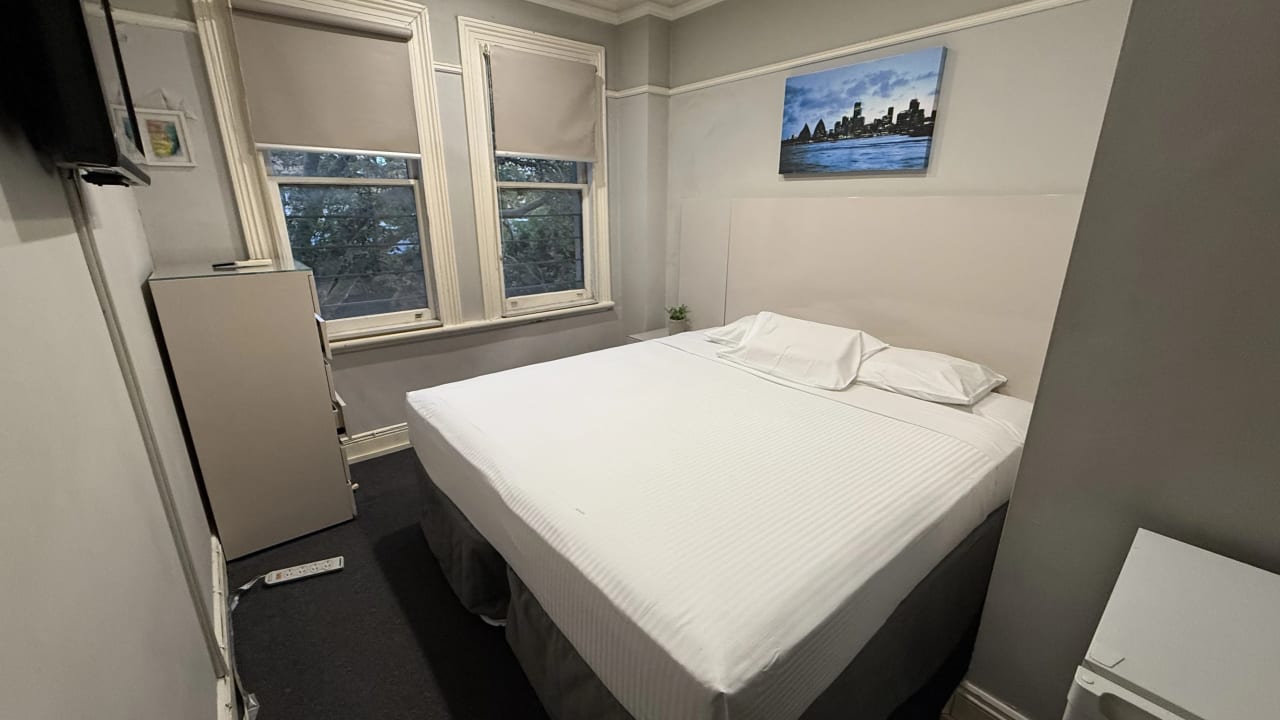 Furnished room studio flat for rent
