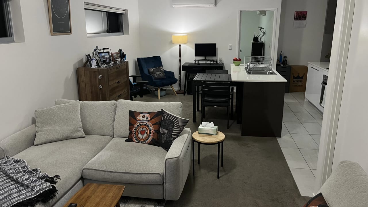 Unfurnished room with own bathroom