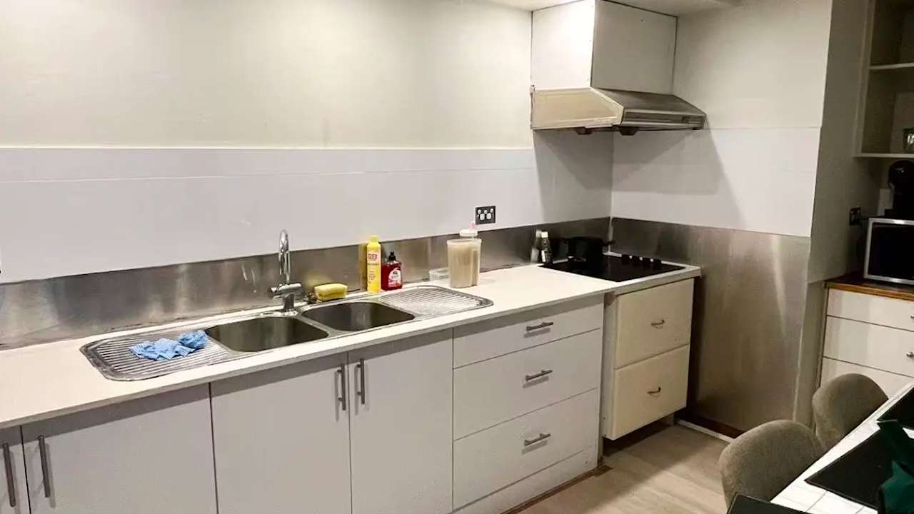 Furnished room with ensuite in a share house