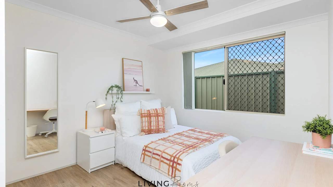 Furnished room in a share house