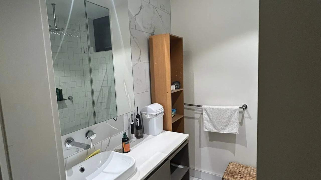 Room with ensuite in a flatshare