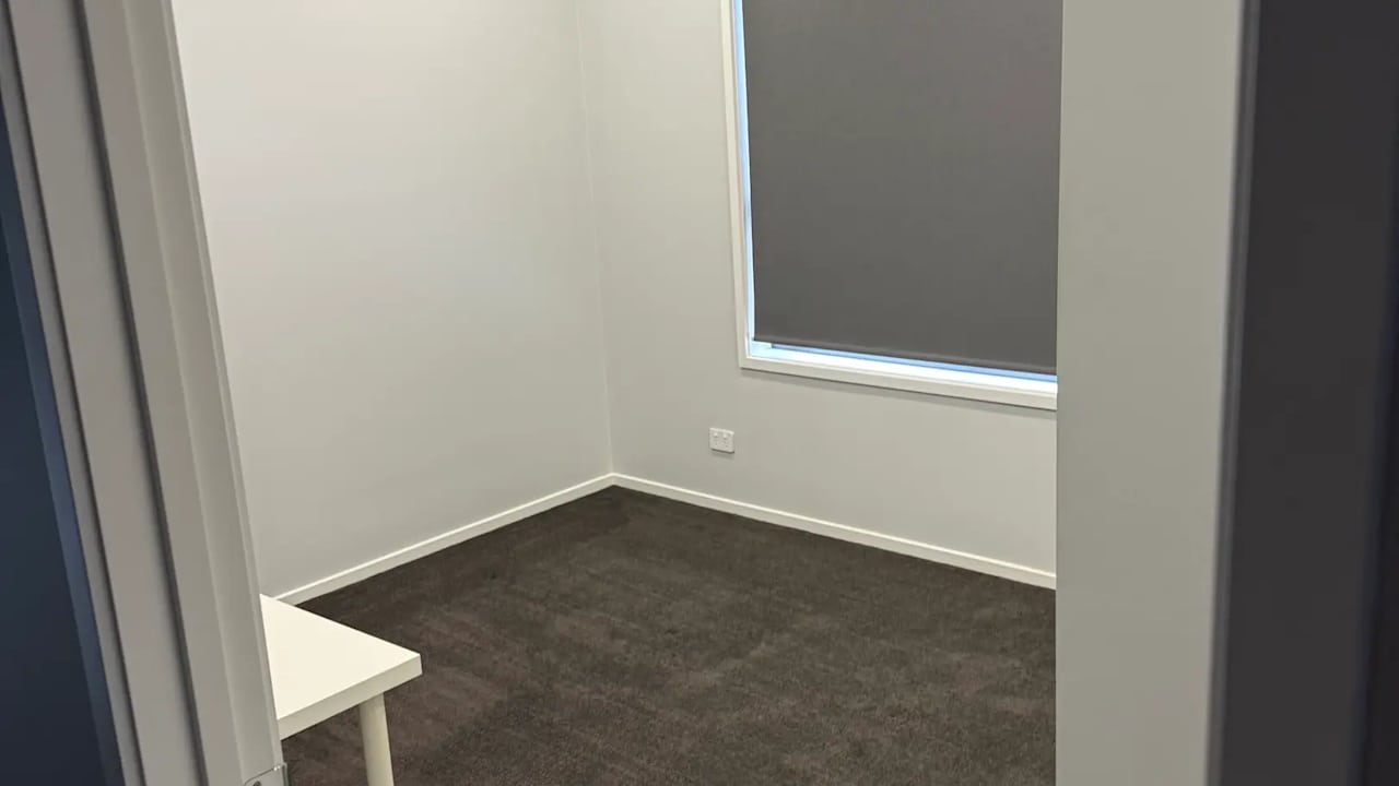 Unfurnished room in a share house