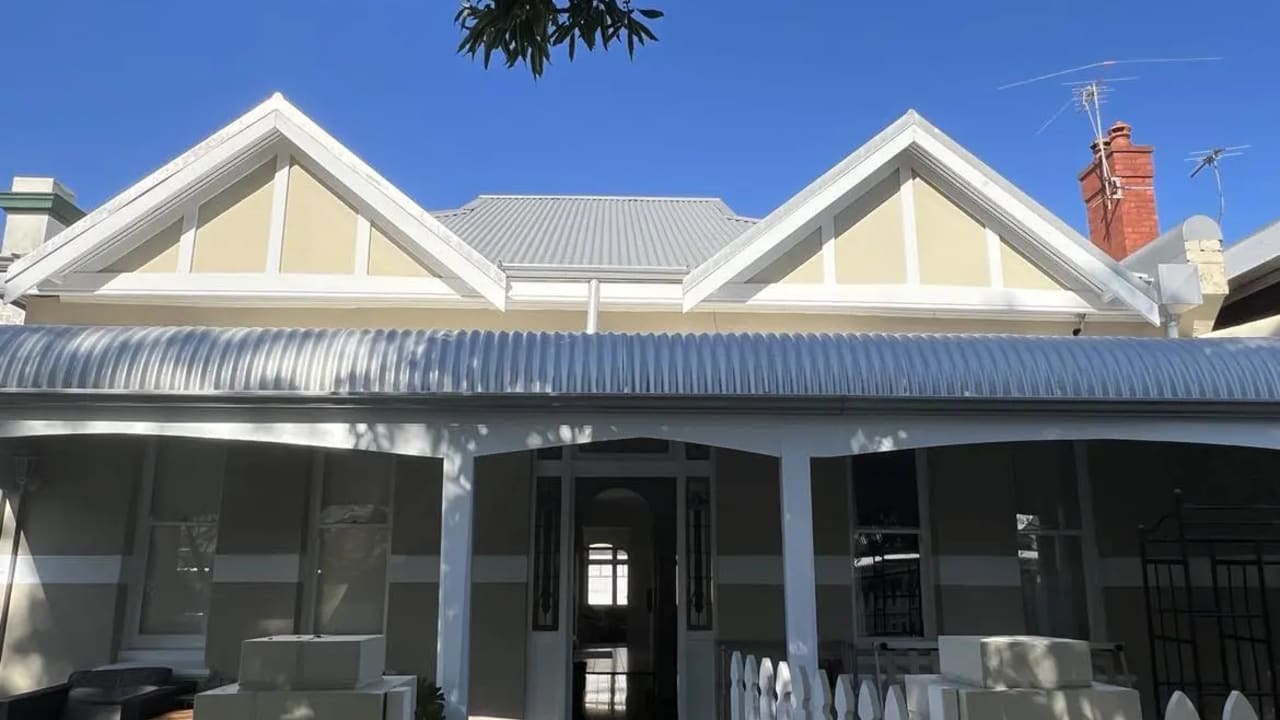 Unfurnished room in a share house