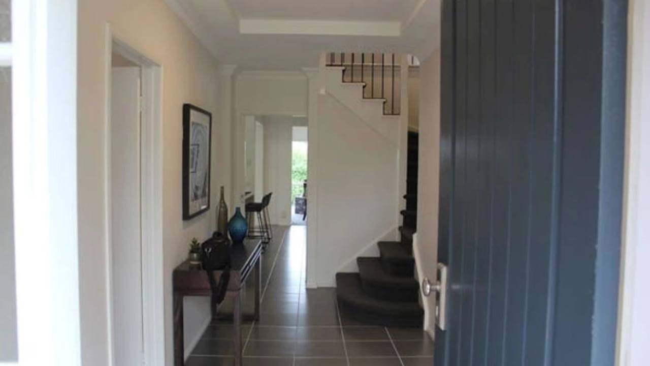 Room in a share house