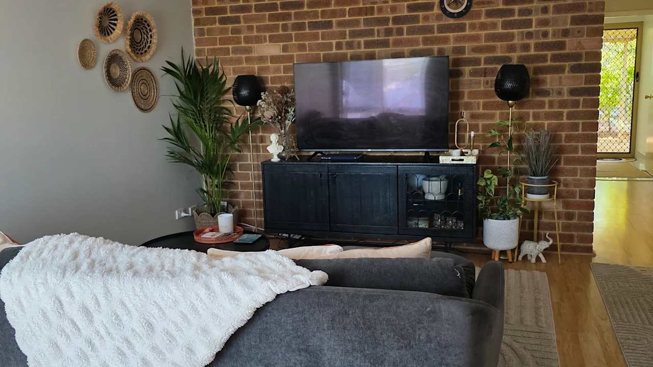 Unfurnished room in a share house