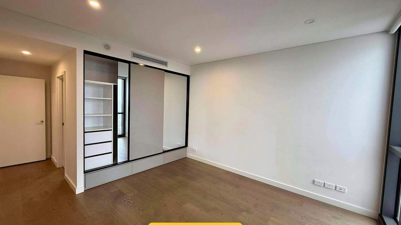 Room with ensuite in a flatshare