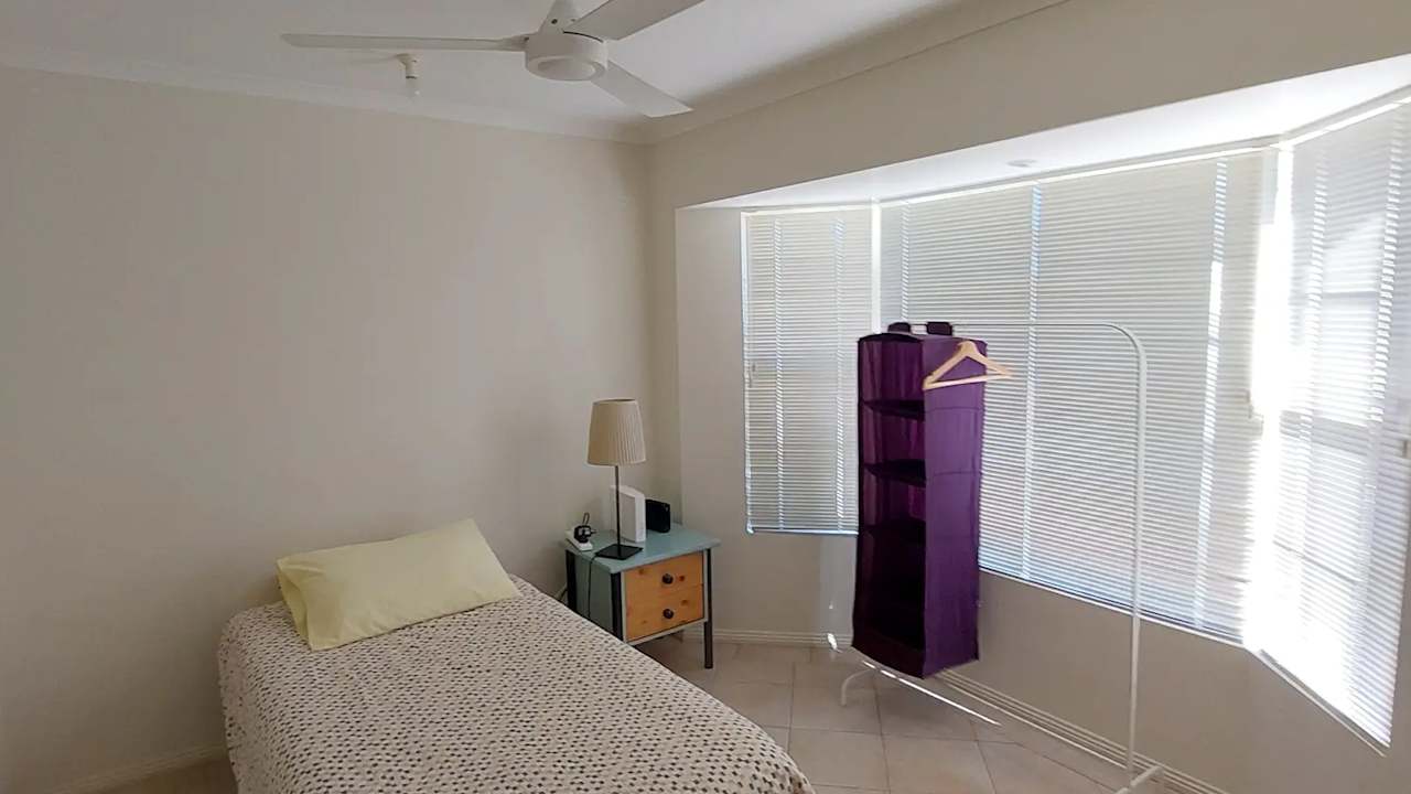 Unfurnished room in a share house