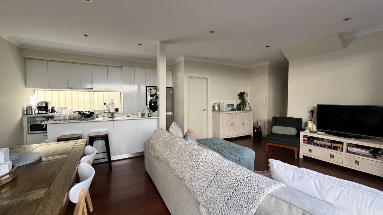 Unfurnished room in a share house